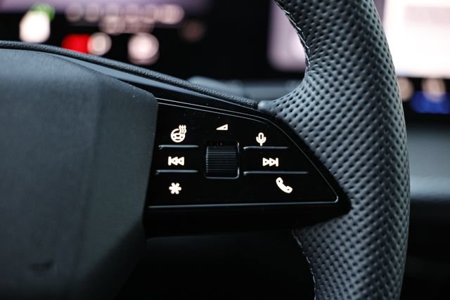 New 2026 Audi SQ5 Prestige AWD/4WD image 34