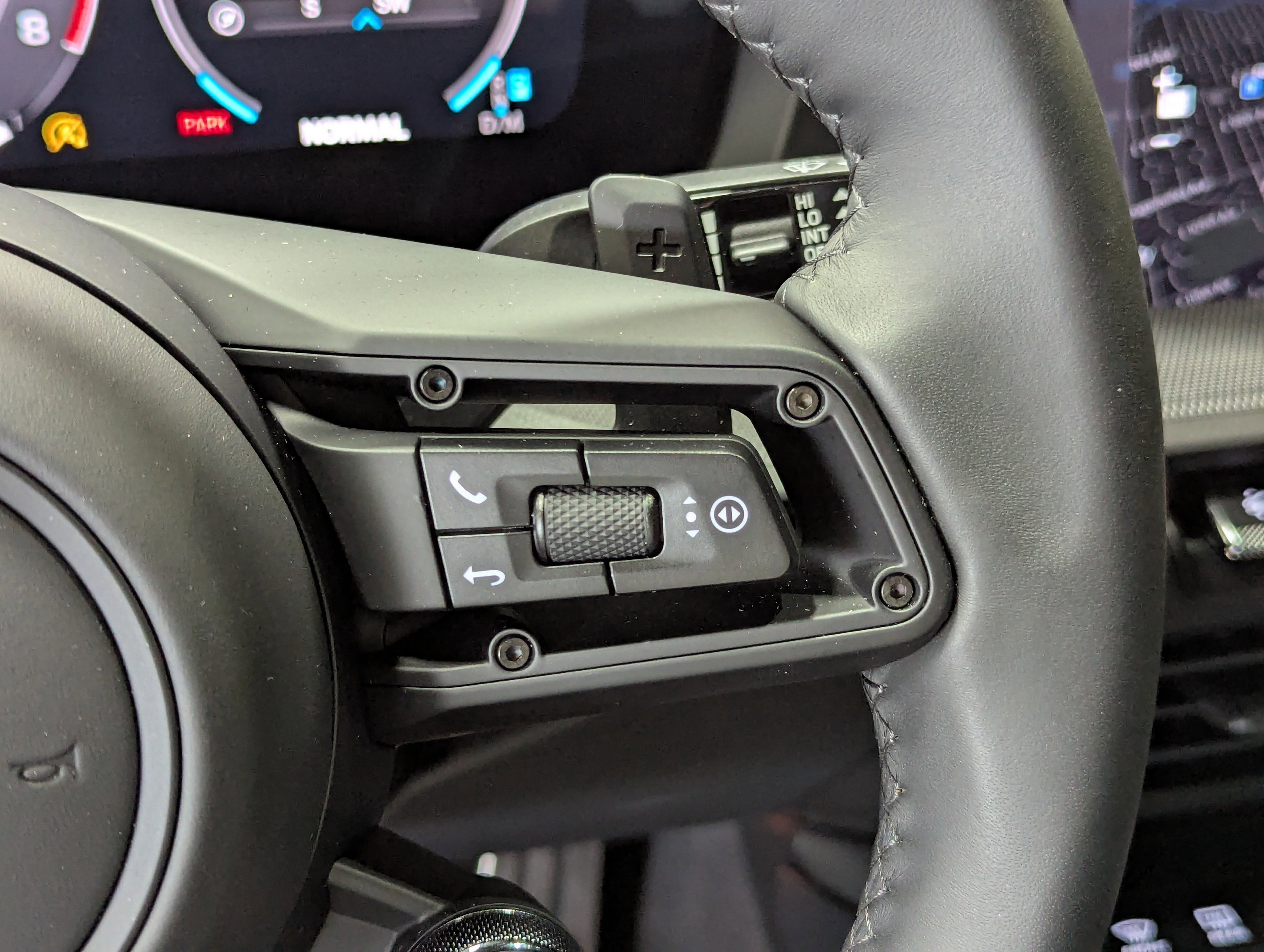 Certified 2025 Porsche 911 Carrera S image 38