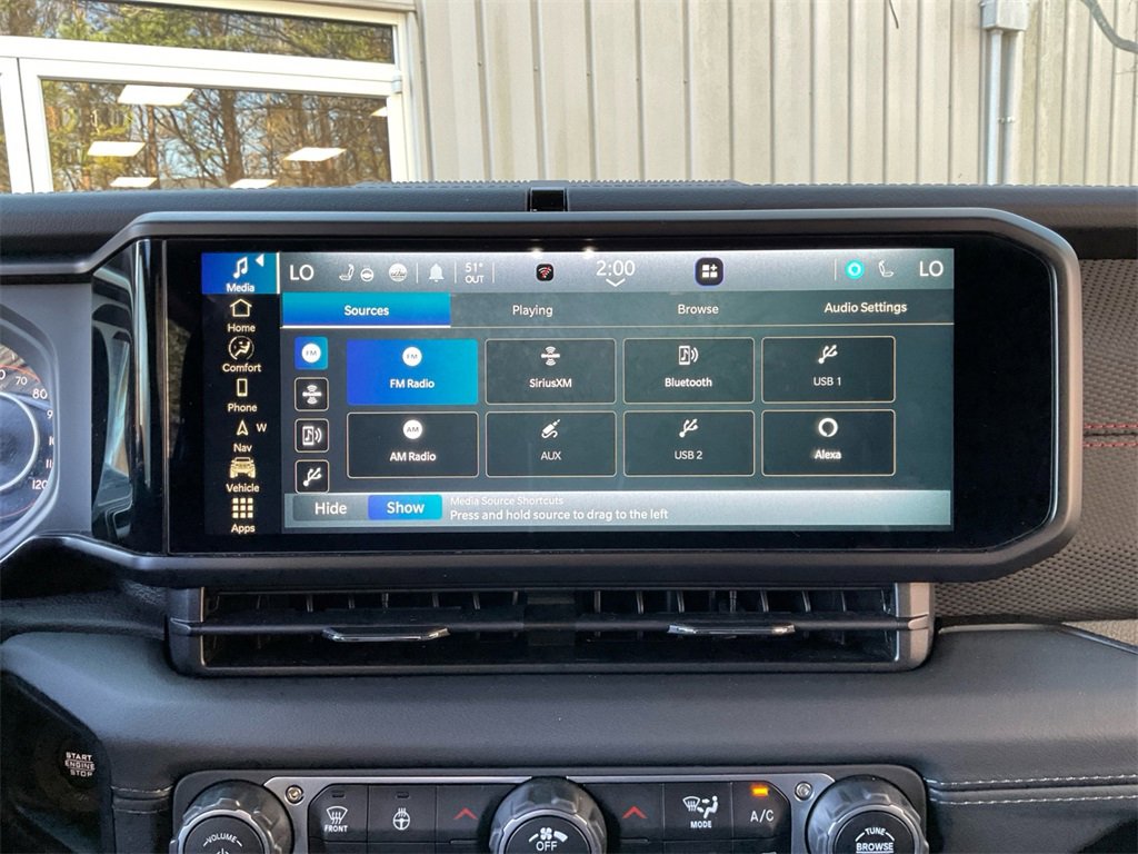 Used 2024 Jeep Wrangler Unlimited Rubicon w/ Technology Group image 20