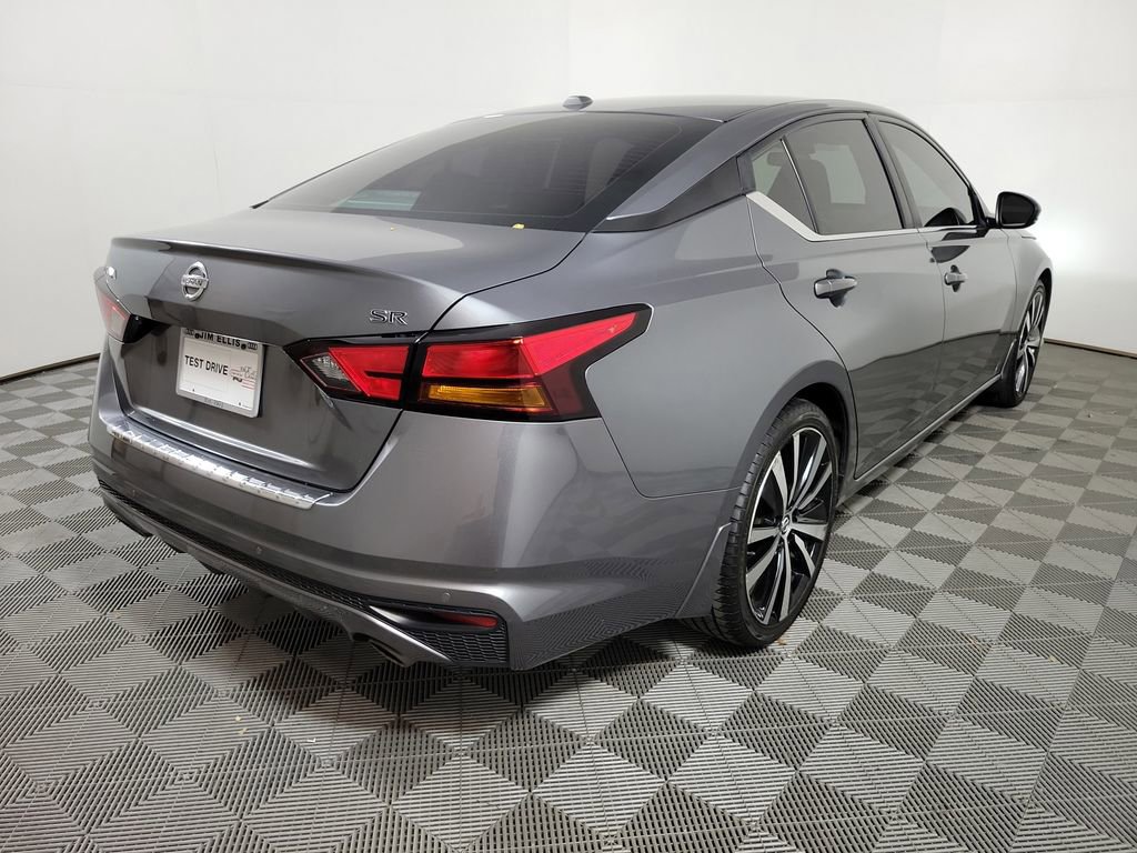 Used 2020 Nissan Altima 2.5 SR w/ Premium Package image 6