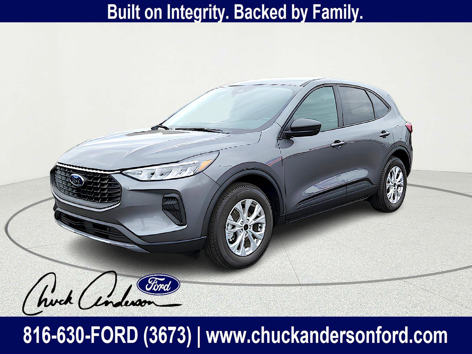 New 2026 Ford Escape Active w/ Cold Weather Package FWD image 2