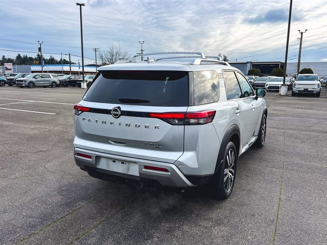 Used 2023 Nissan Pathfinder Platinum w/ Cargo Package image 6