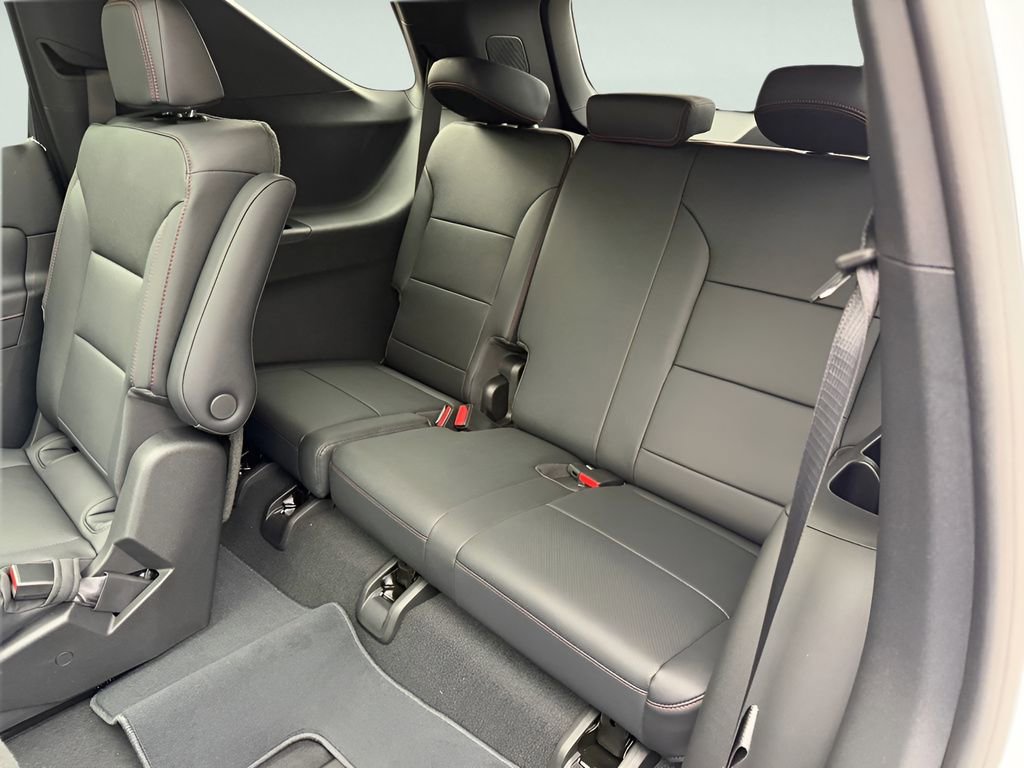 New 2026 Chevrolet Traverse Z71 w/ Driver Confidence Package AWD/4WD image 37