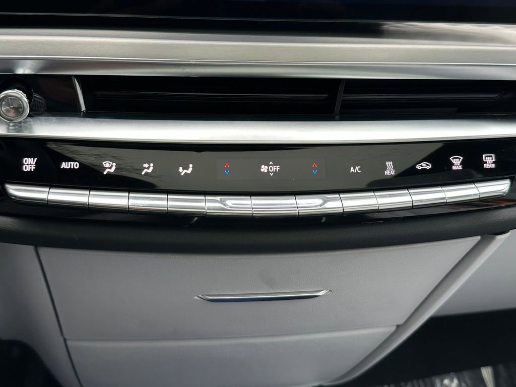 New 2025 Cadillac Lyriq Sport image 29