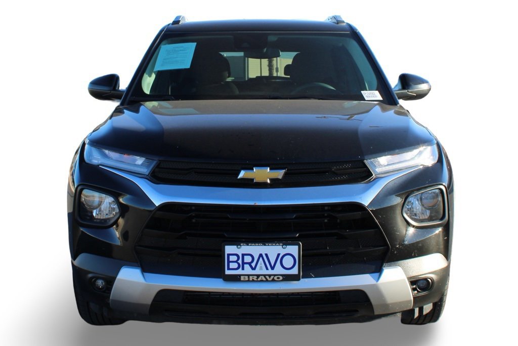 Used 2023 Chevrolet TrailBlazer LT image 2