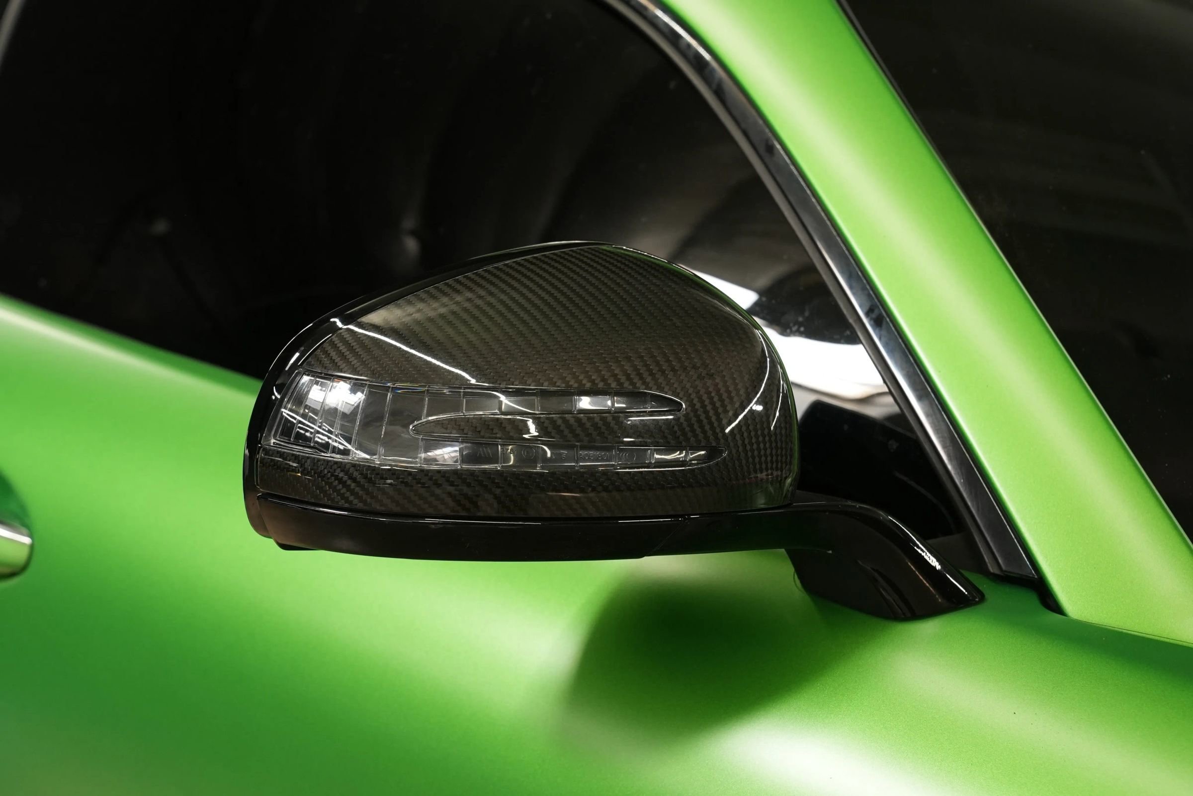 Used 2018 Mercedes-Benz AMG GT R image 6