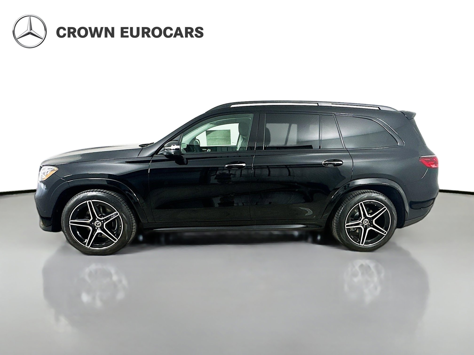 Used 2026 Mercedes-Benz GLS 450 4MATIC image 4