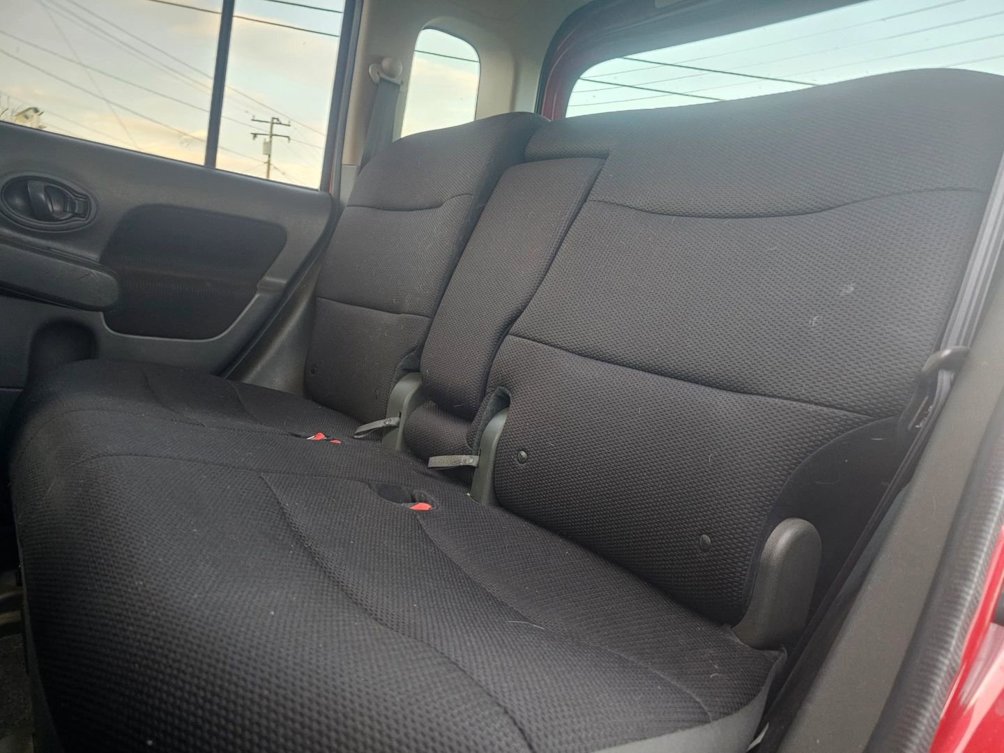 Used 2012 Nissan Cube 1.8 w/ Interior Designer Pkg FWD image 11