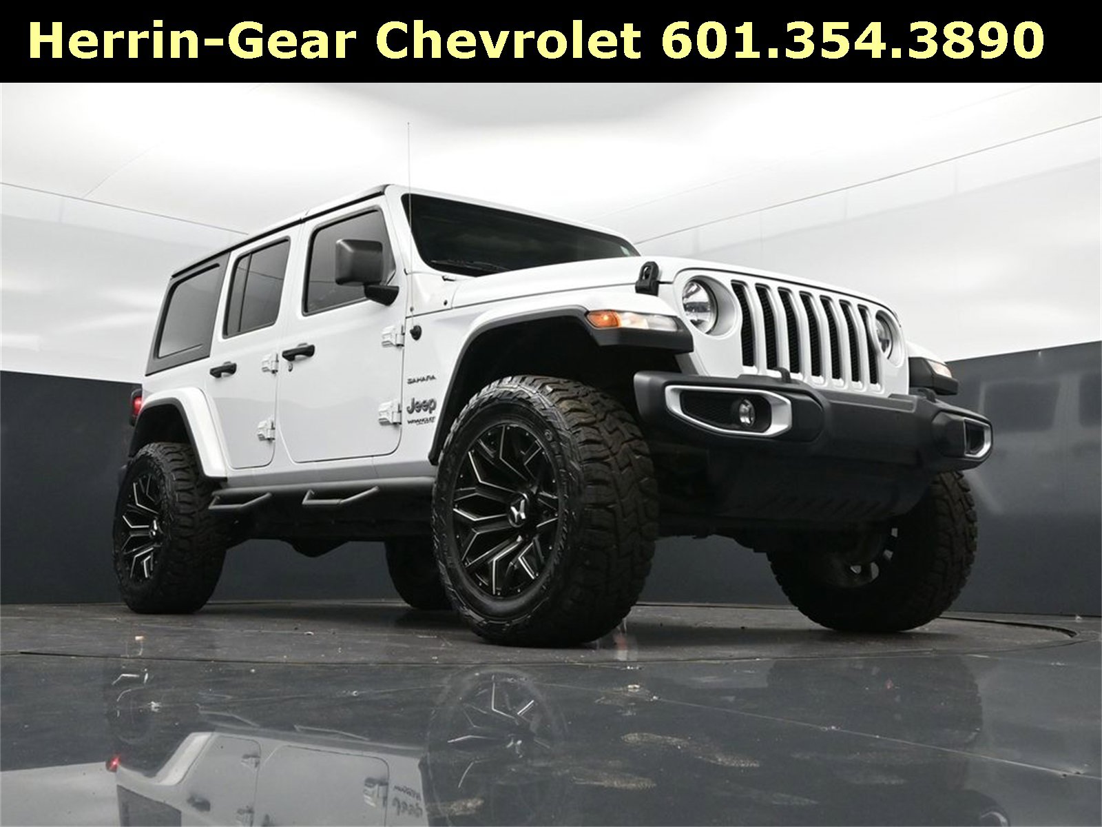 Used 2019 Jeep Wrangler Unlimited Sahara image 45