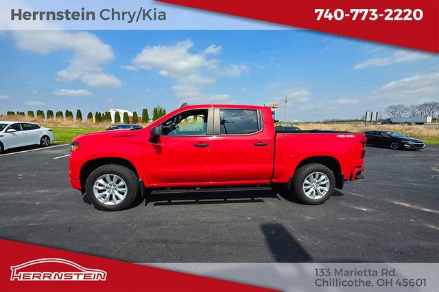 Used 2023 Chevrolet Silverado 1500 Custom w/ LPO, Dark Essentials Package AWD/4WD image 4