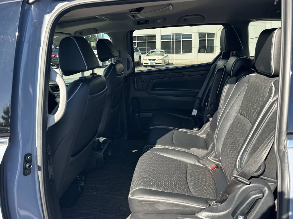 Used 2023 Honda Odyssey Elite image 13