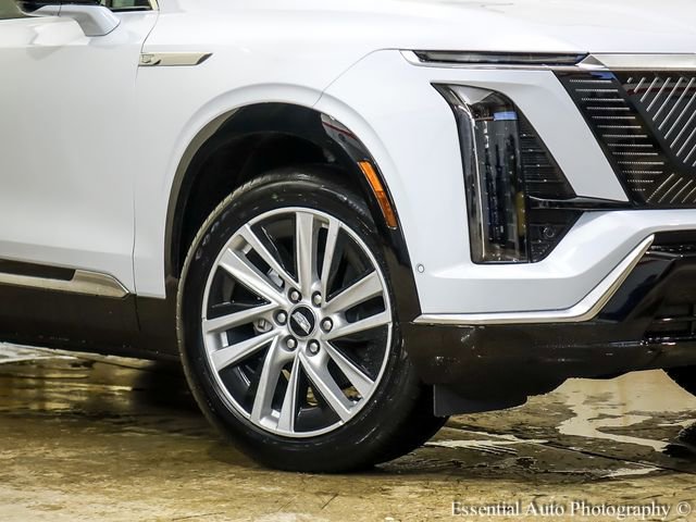 New 2026 Cadillac Vistiq Luxury w/ LPO, Floor Liner Package AWD/4WD image 3