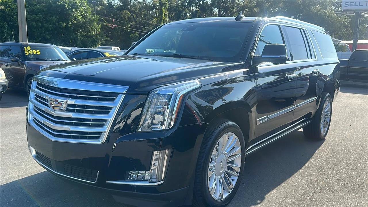 Used 2016 Cadillac Escalade ESV Platinum AWD/4WD image 3