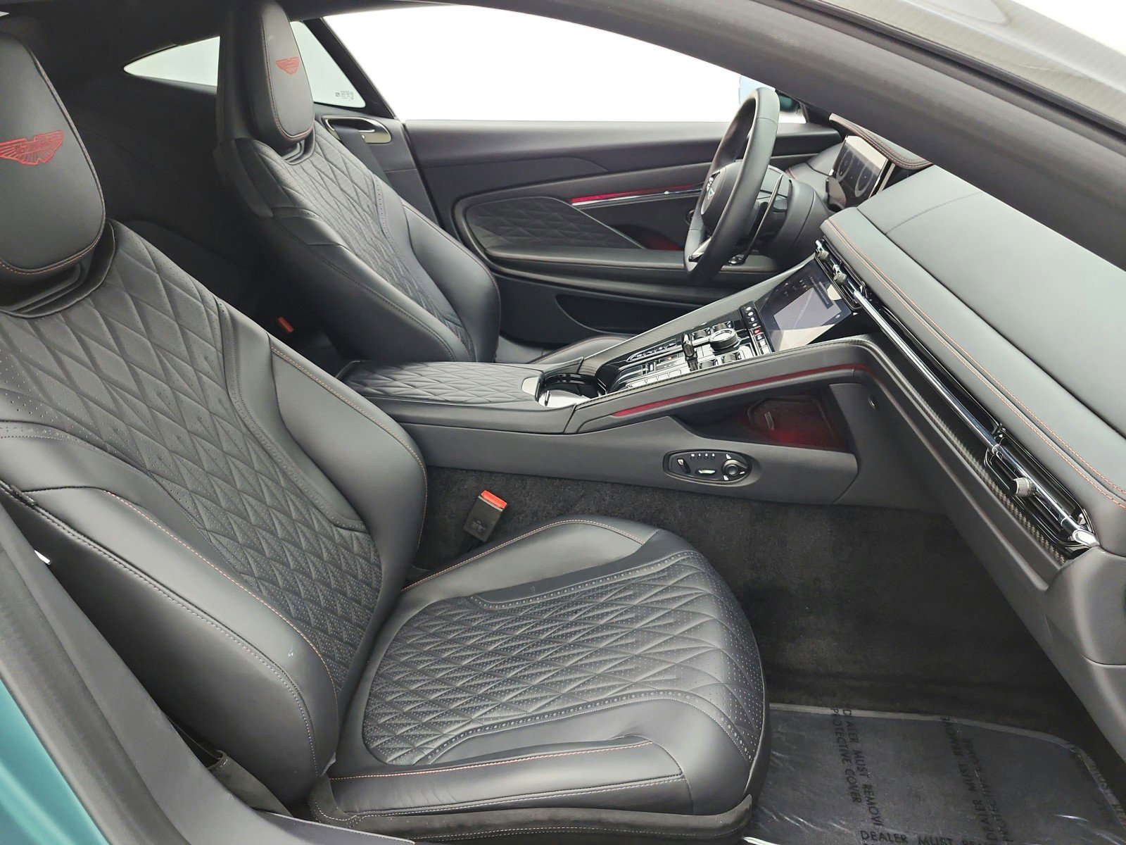 Used 2024 Aston Martin DB12 Coupe RWD image 18