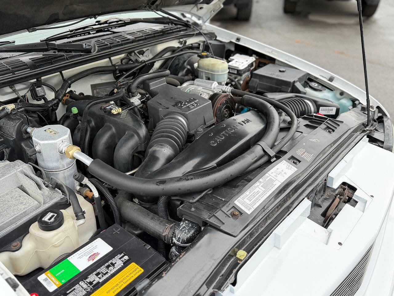 Used 2003 GMC Sonoma SL w/ Convenience Package image 90