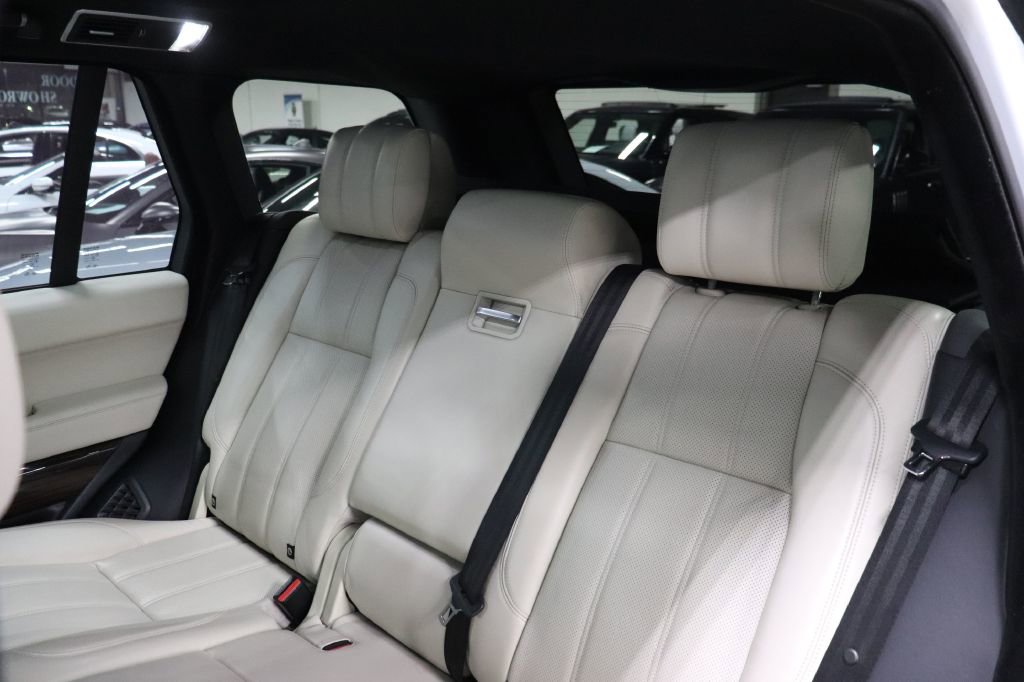 Used 2016 Land Rover Range Rover Supercharged image 15