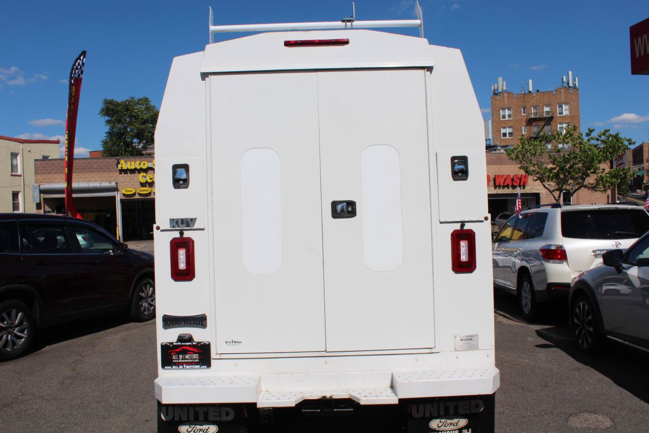 Used 2018 Ford Transit 350 138 DRW w/ Interior Upgrade Package RWD image 5