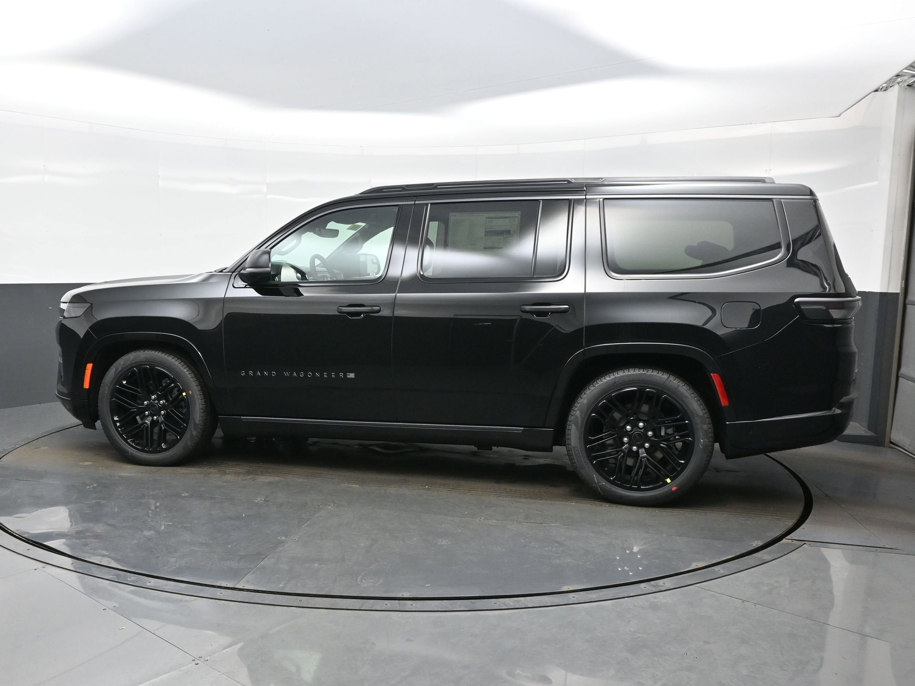 New 2026 Jeep Grand Wagoneer Limited image 3