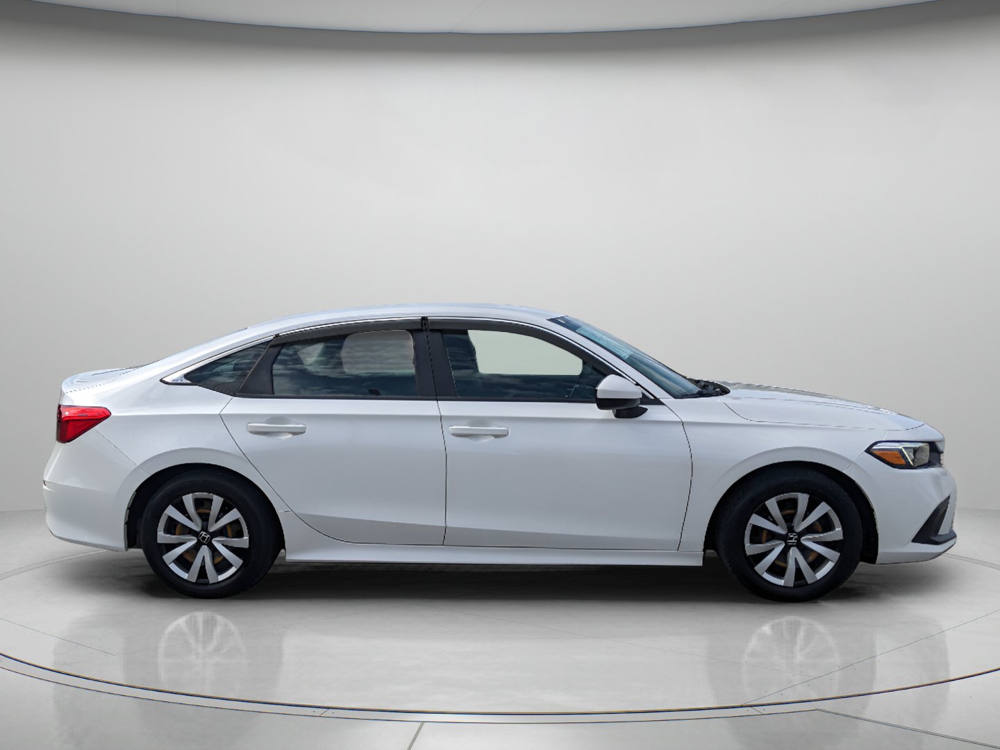 Used 2022 Honda Civic LX image 9