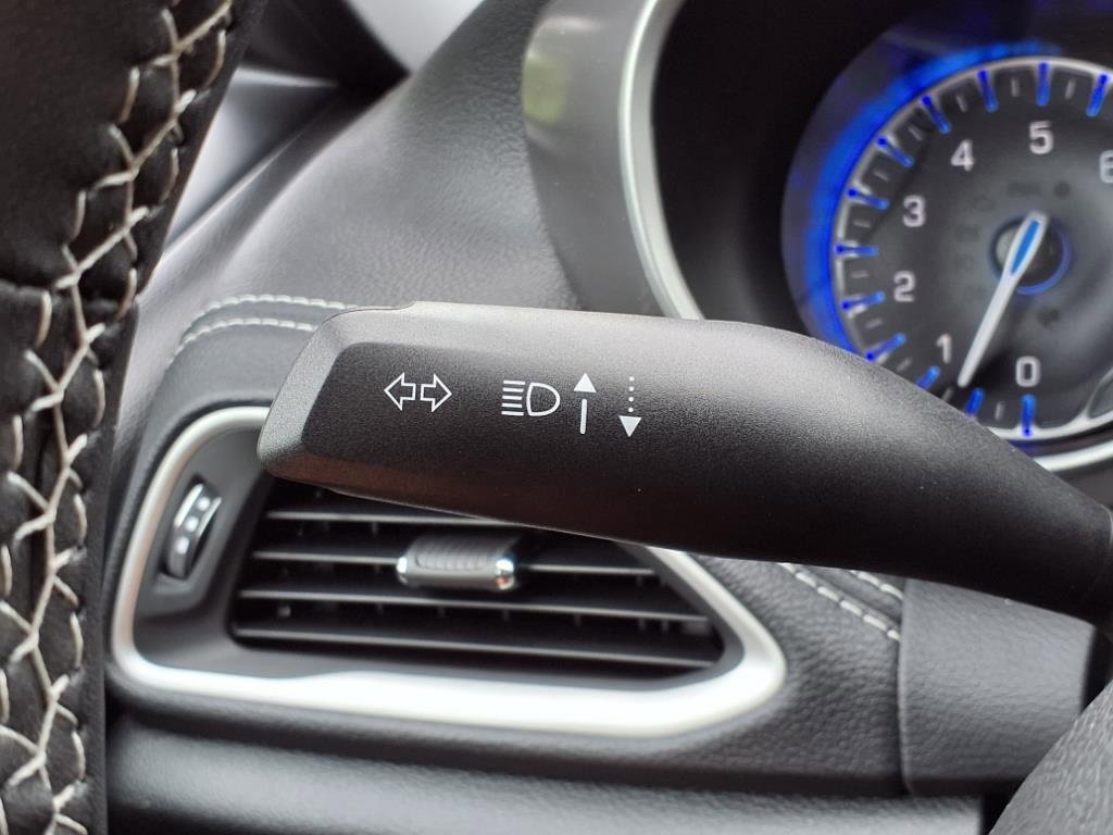 New 2026 Chrysler Pacifica Select image 18