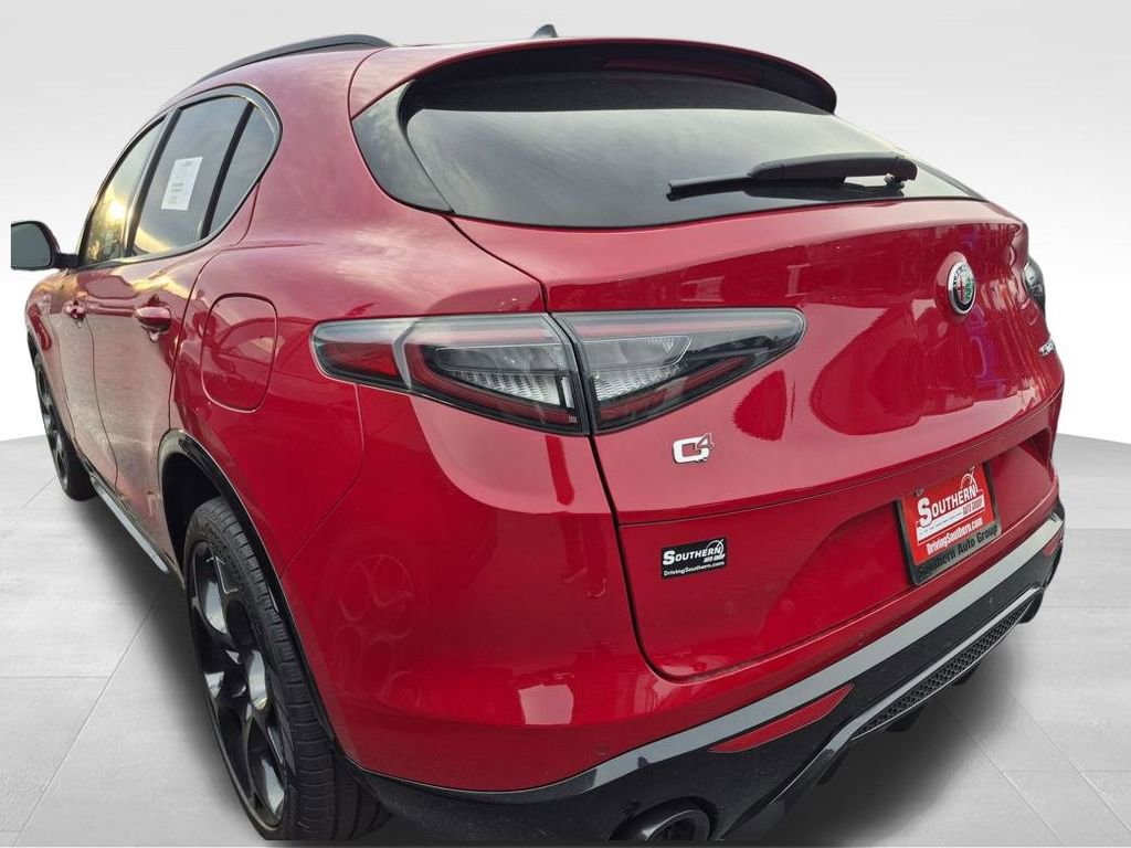 New 2025 Alfa Romeo Stelvio Sprint w/ Veloce Package image 4