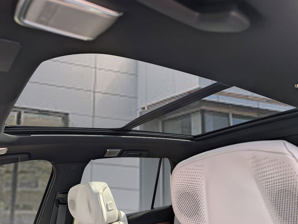 New 2026 Cadillac Vistiq Sport image 10