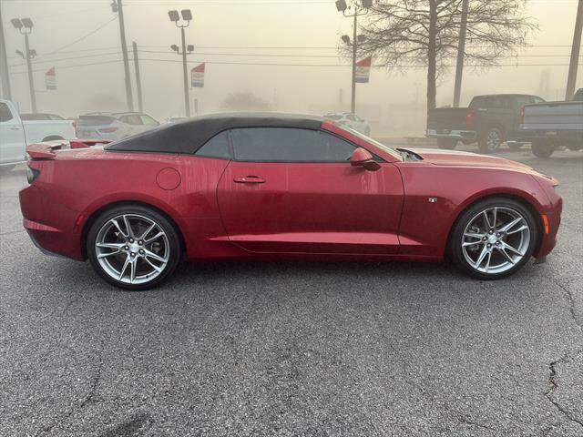 Used 2021 Chevrolet Camaro LT w/ RS Package image 8