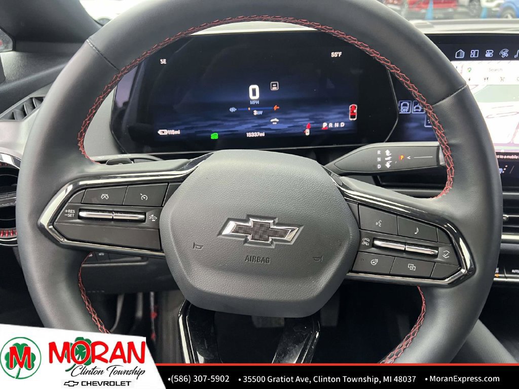 Certified 2024 Chevrolet Equinox EV RS FWD image 18