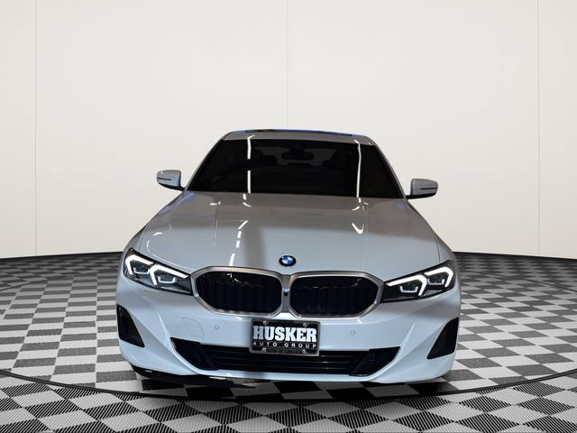 Used 2023 BMW 330i xDrive Sedan w/ Premium Package AWD/4WD image 3