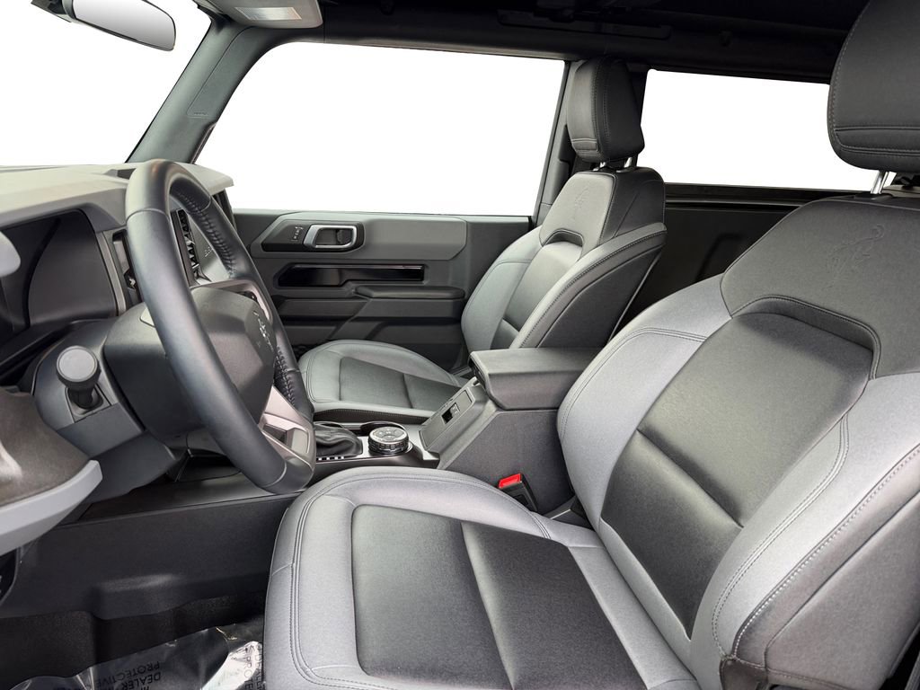 Used 2024 Ford Bronco Big Bend image 9