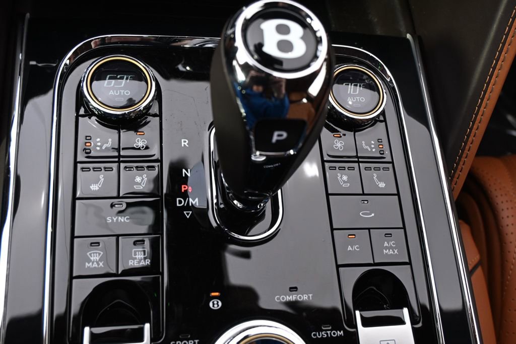 Used 2020 Bentley Flying Spur W12 AWD/4WD image 38