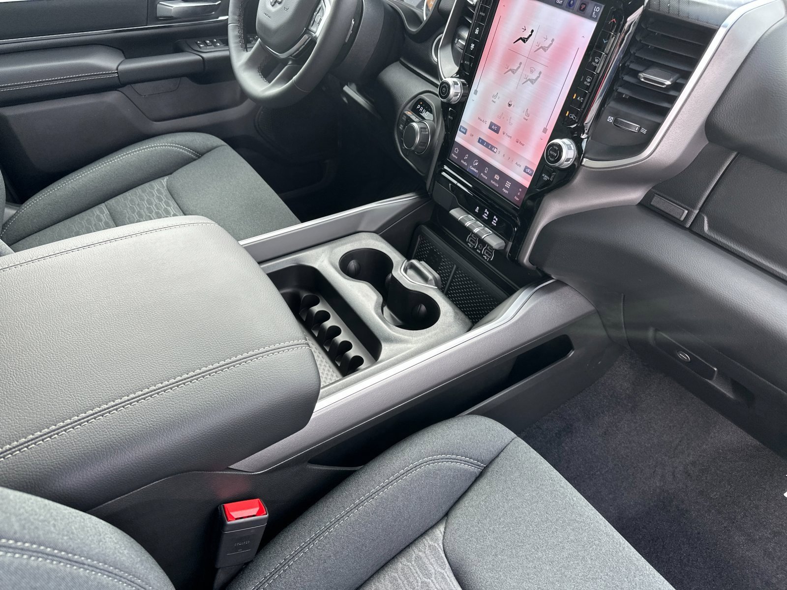 New 2026 RAM 1500 4x4 Crew Cab image 15