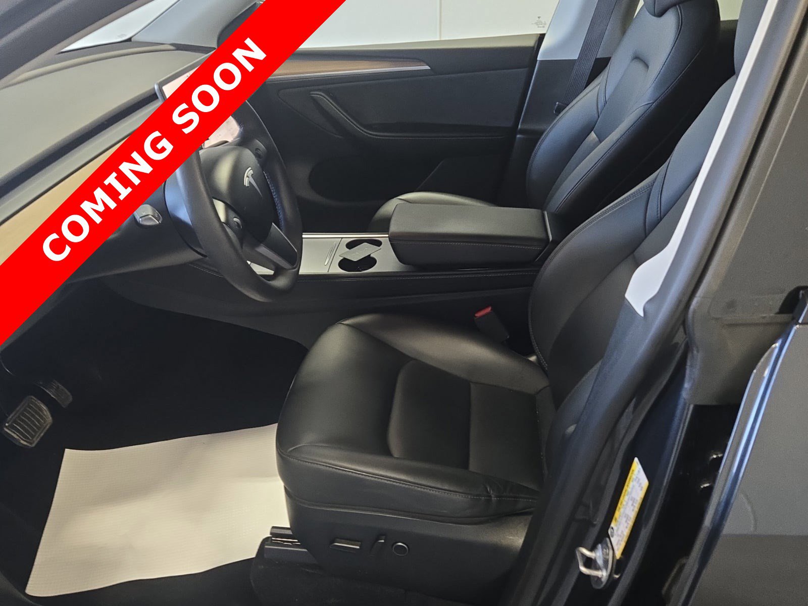 Used 2024 Tesla Model Y Long Range image 6