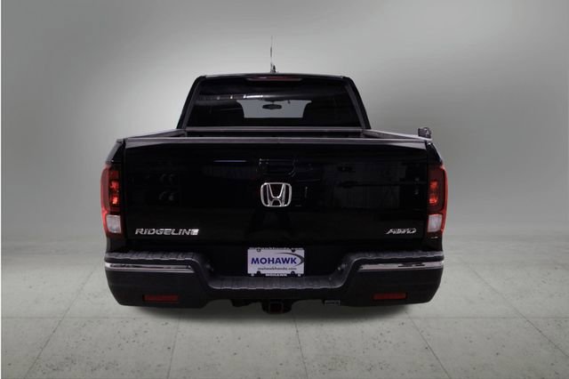 Used 2017 Honda Ridgeline Sport image 4