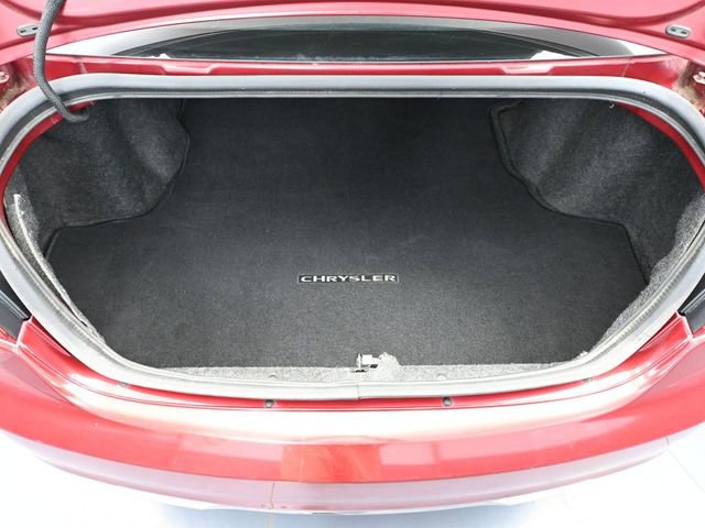 Used 2012 Chrysler 200 Limited FWD image 33