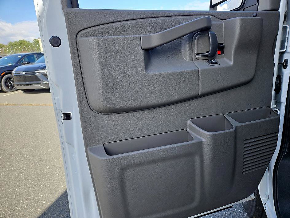 New 2024 Chevrolet Express 3500 w/ Power Convenience Package RWD image 10