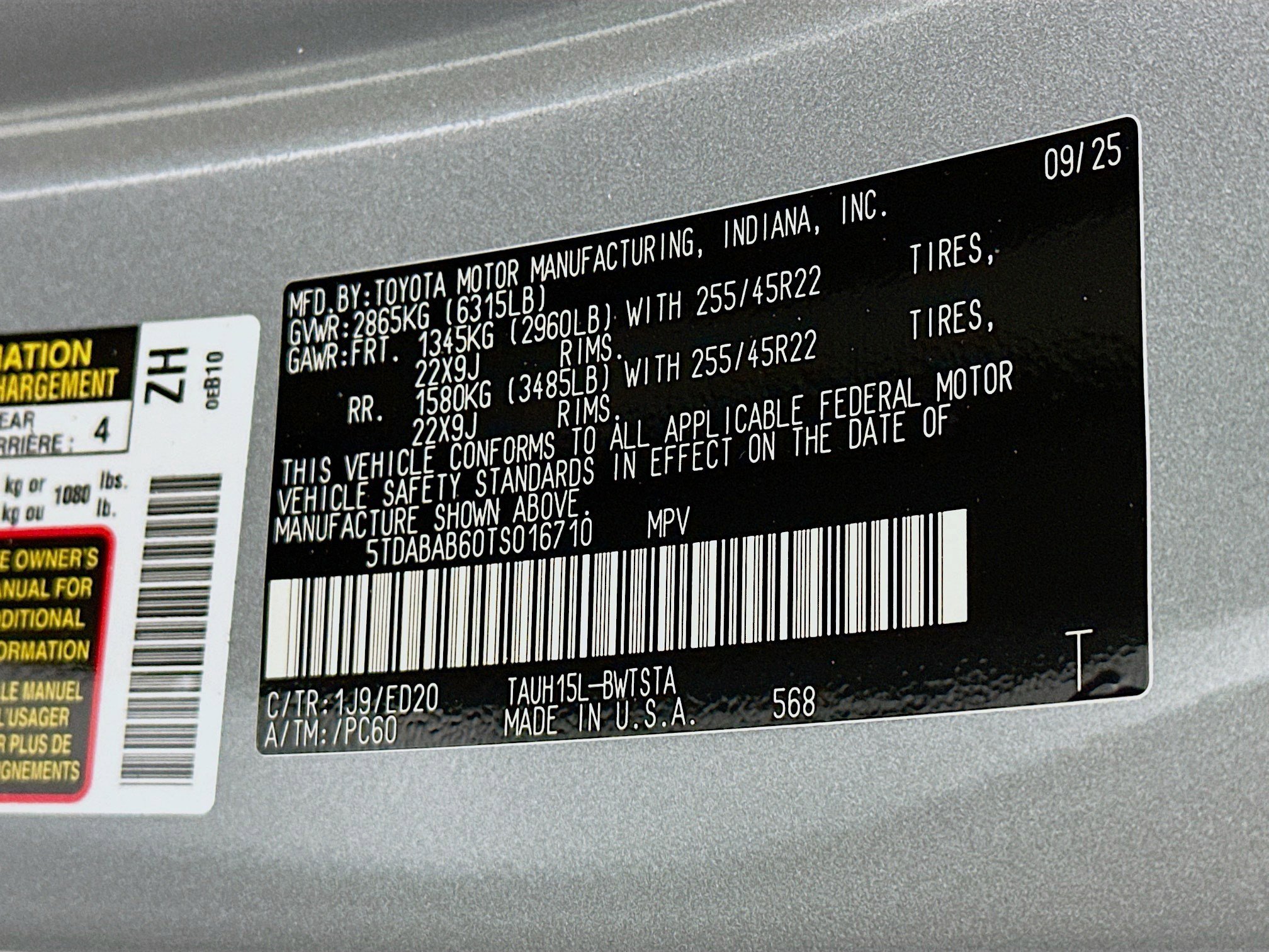 New 2026 Lexus TX 500h AWD image 36