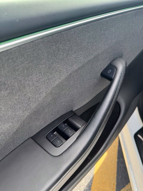 Used 2025 Tesla Model 3 Long Range RWD image 13