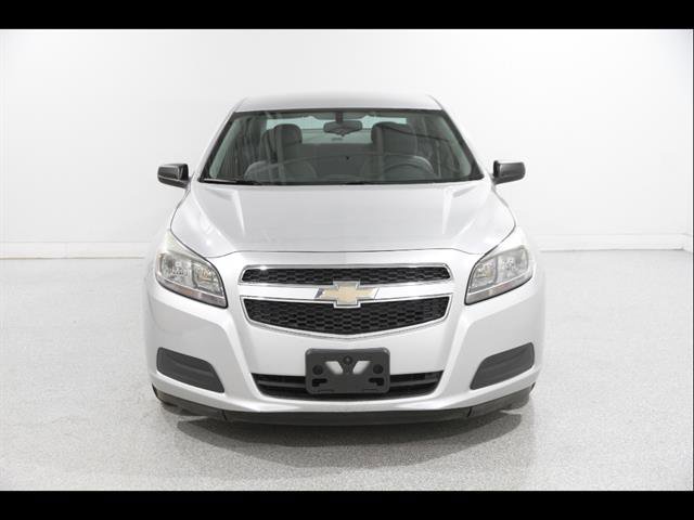 Used 2013 Chevrolet Malibu LS video 2