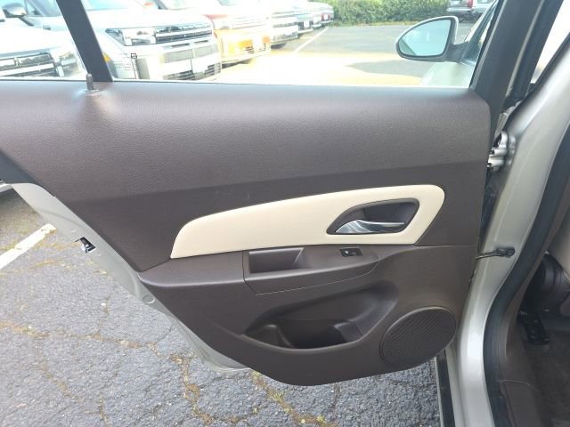 Used 2013 Chevrolet Cruze LT image 25