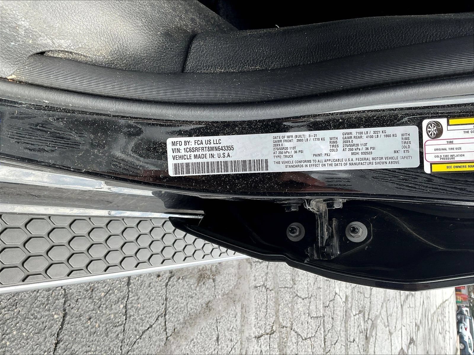 Used 2021 RAM 1500 Laramie AWD/4WD image 6