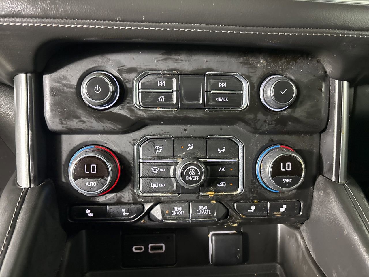 Used 2023 Chevrolet Tahoe Z71 image 18