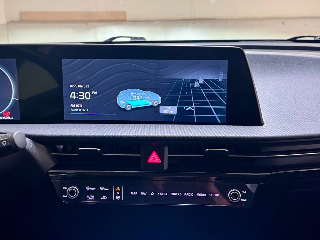 Used 2022 Kia EV6 Wind image 13