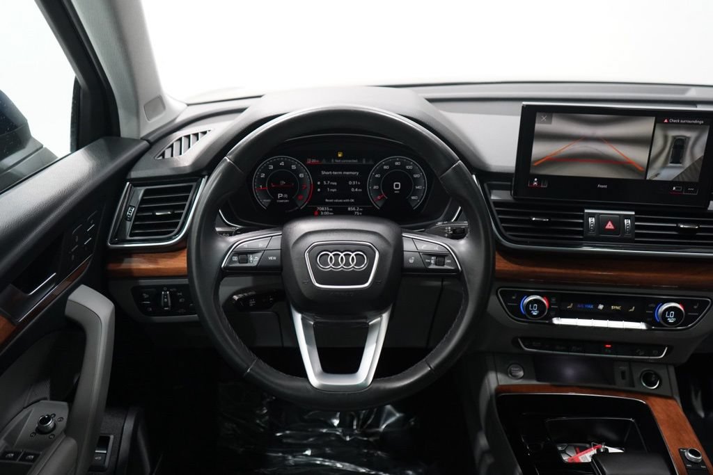 Used 2022 Audi Q5 2.0T Premium Plus w/ Premium Plus Package AWD/4WD image 16