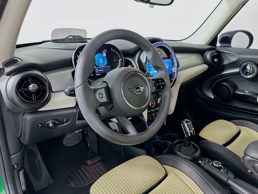 Certified 2024 MINI Cooper S image 9