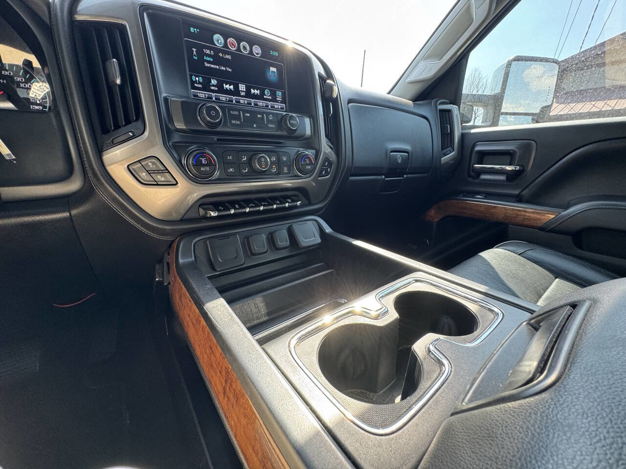 Used 2017 Chevrolet Silverado 2500 High Country w/ Duramax Plus Package AWD/4WD image 33