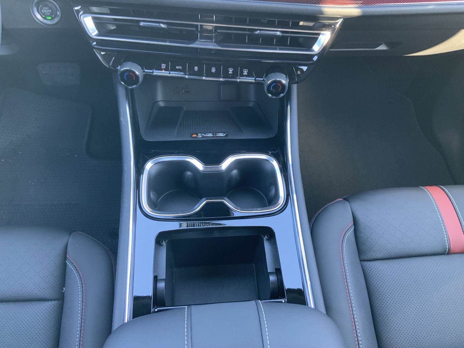 New 2026 Chevrolet Traverse RS w/ LPO, Floor Liner Package image 56