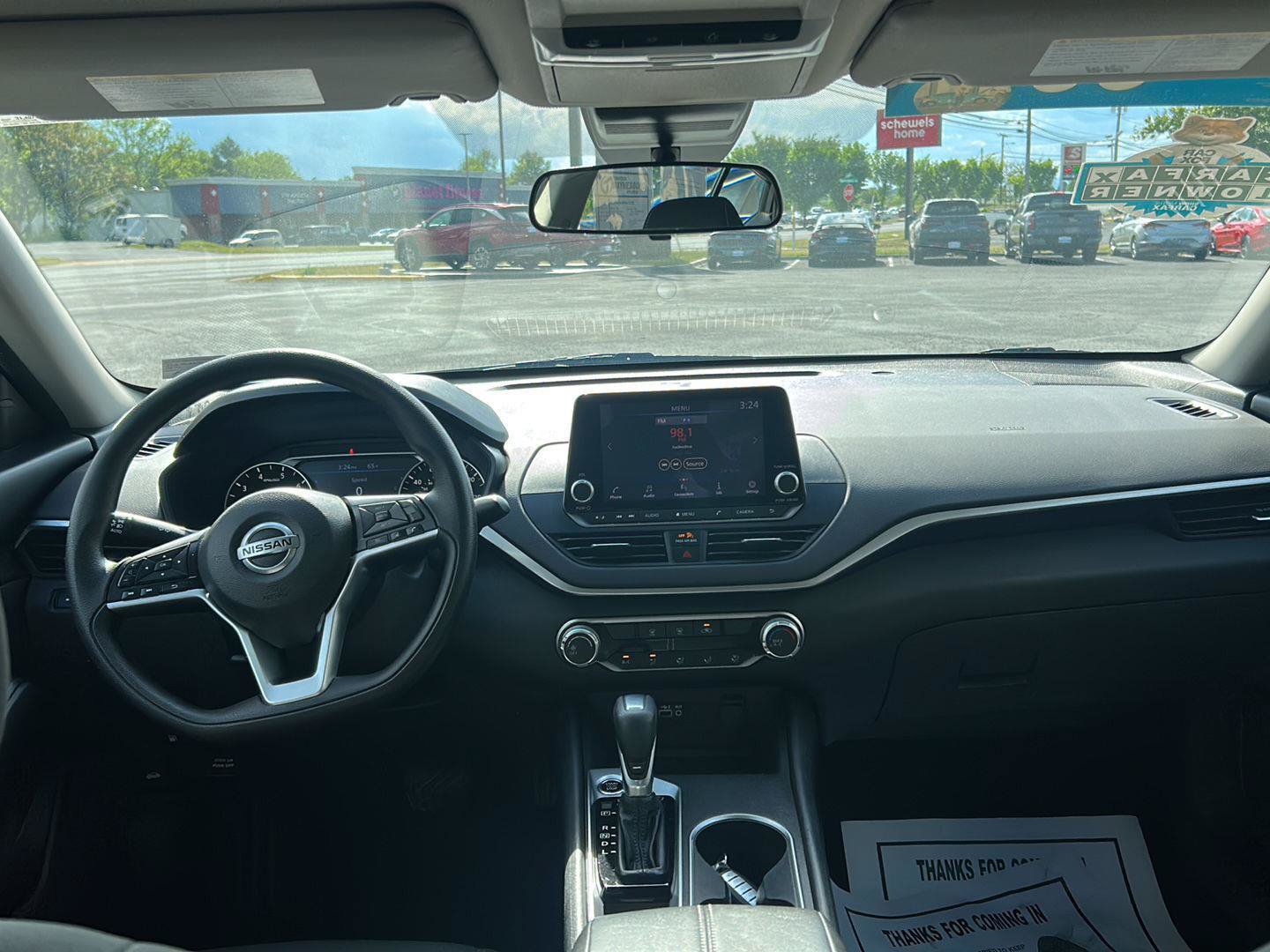 Used 2022 Nissan Altima 2.5 SV FWD image 21