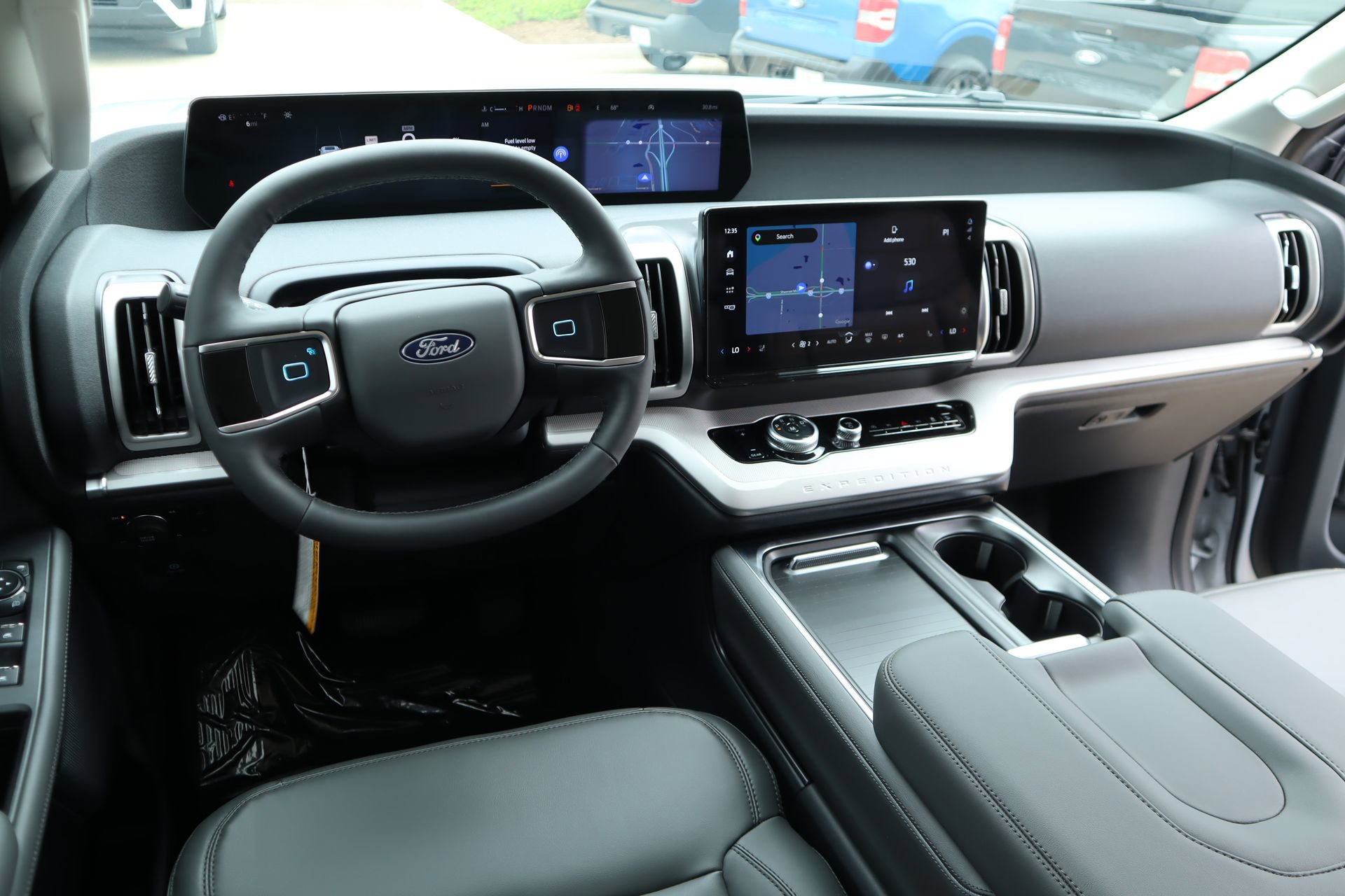 New 2026 Ford Expedition Active AWD/4WD image 2