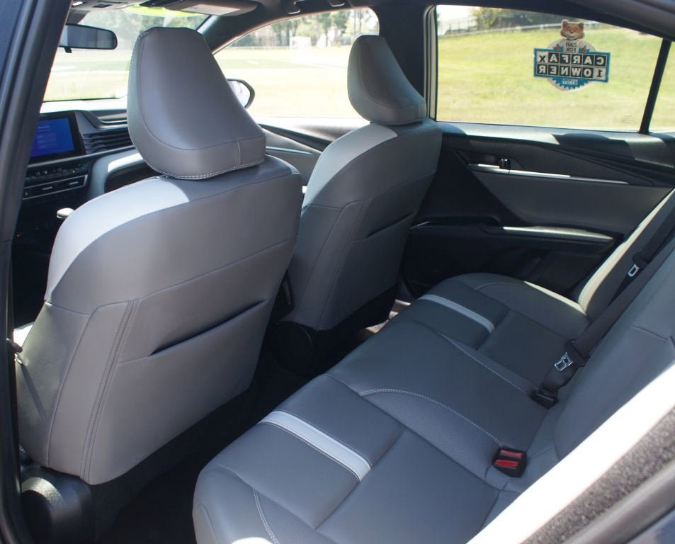 Used 2026 Toyota Camry SE FWD image 14
